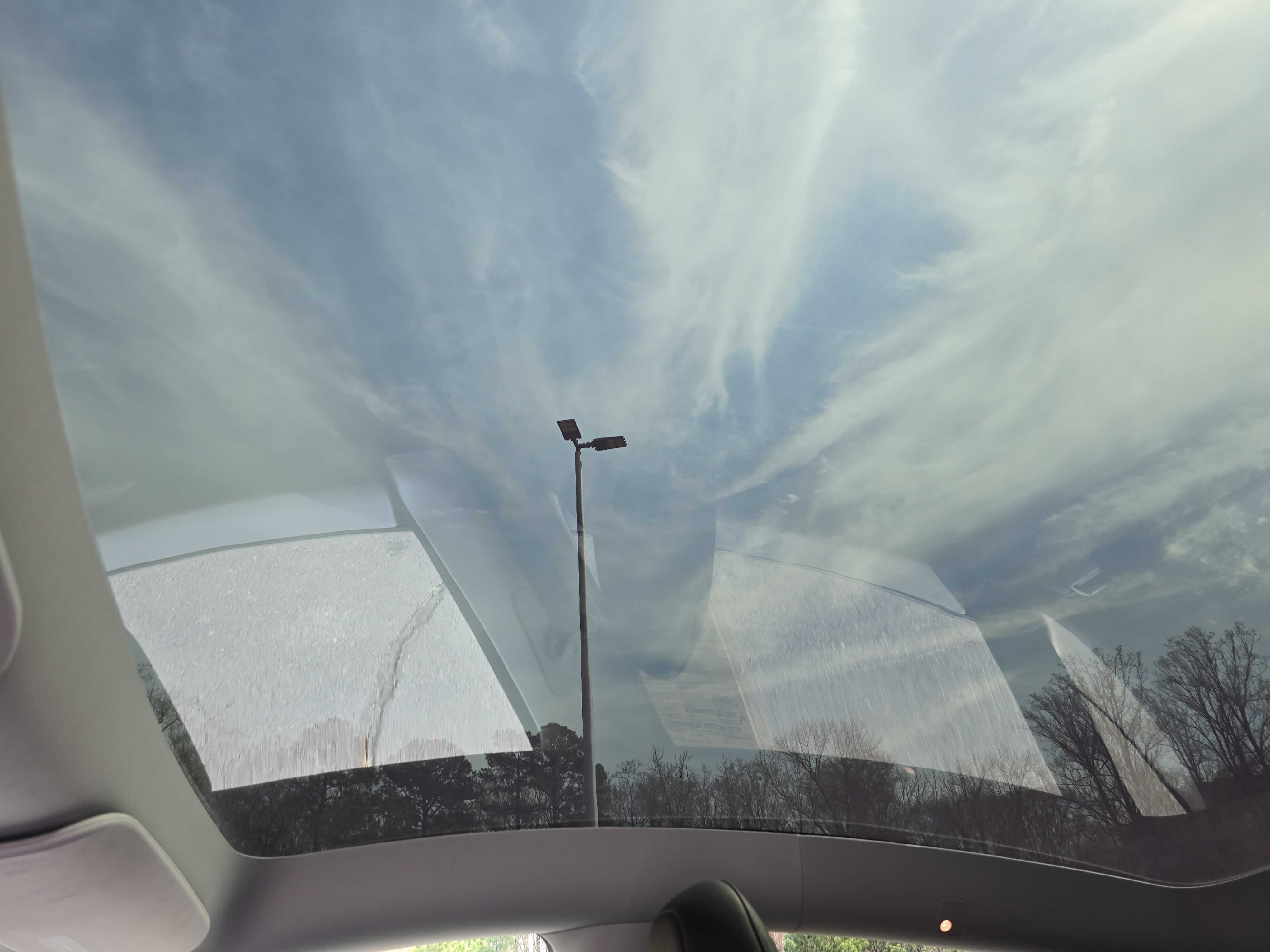 Used 2024 Tesla Model Y Long Range image 28