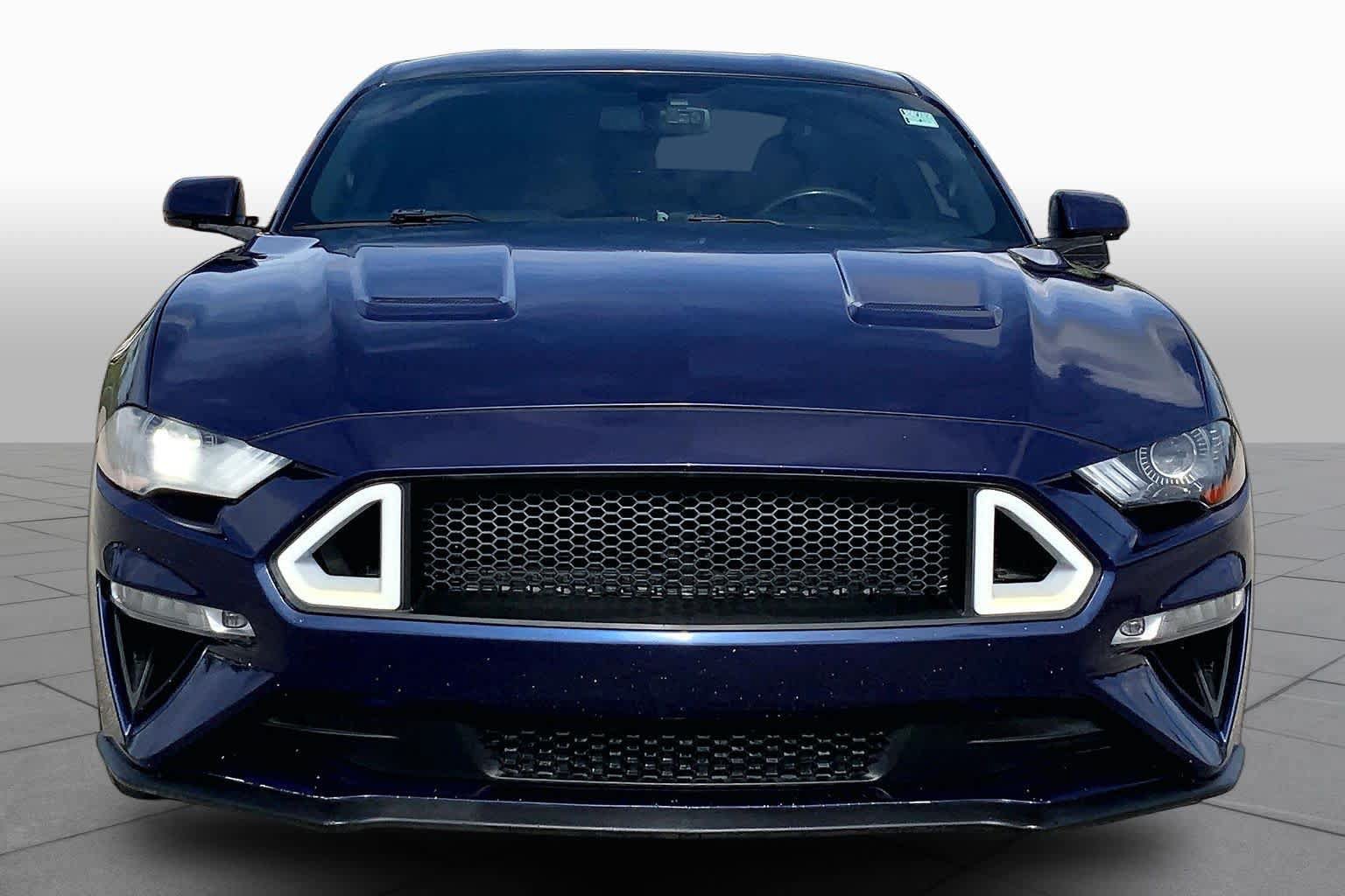 Used 2019 Ford Mustang GT w/ Black Accent Package RWD image 4