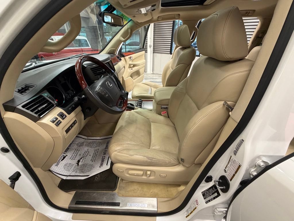 Used 2010 Lexus LX 570 4WD image 66