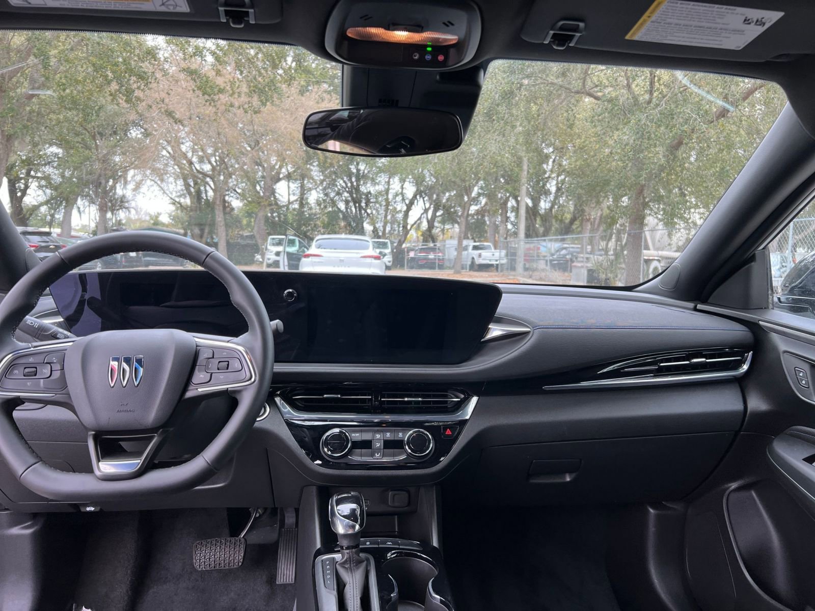 Used 2025 Buick Envista Sport Touring FWD image 29