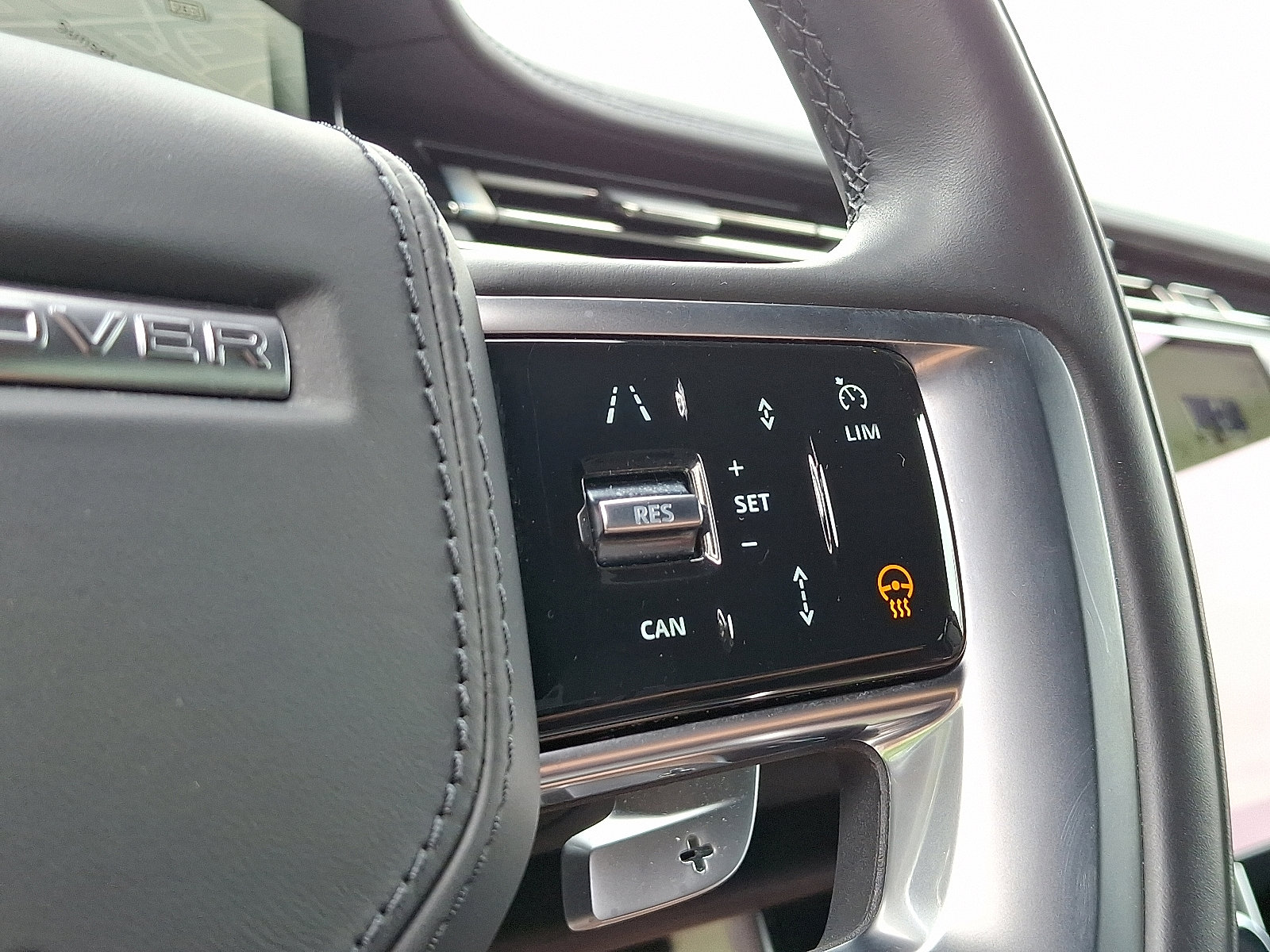 Certified 2023 Land Rover Range Rover SE image 22