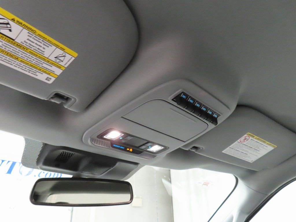 Used 2023 Ford F450 XLT image 17