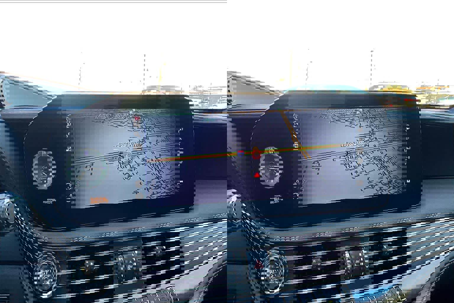 Used 2021 Lexus LS 500 w/ Interior Upgrade Package image 33