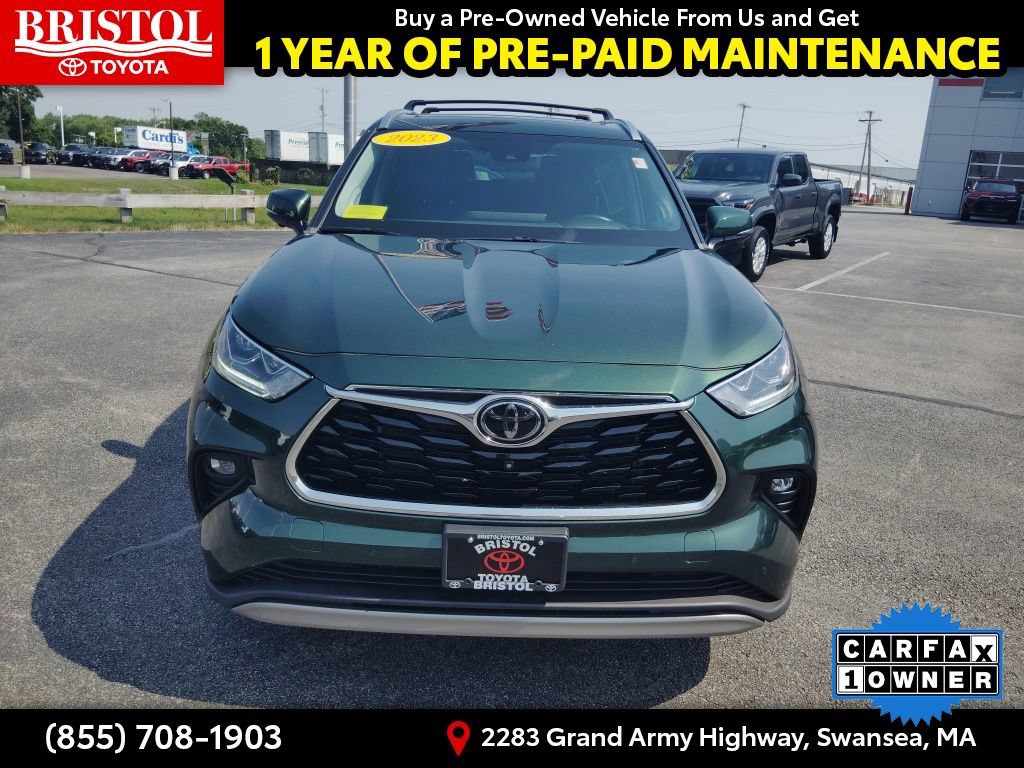 Used 2023 Toyota Highlander Platinum AWD/4WD image 2