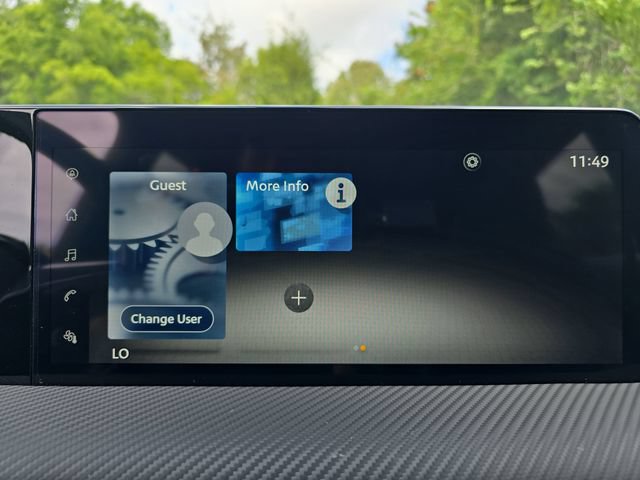 Used 2025 Nissan Kicks SR FWD image 31