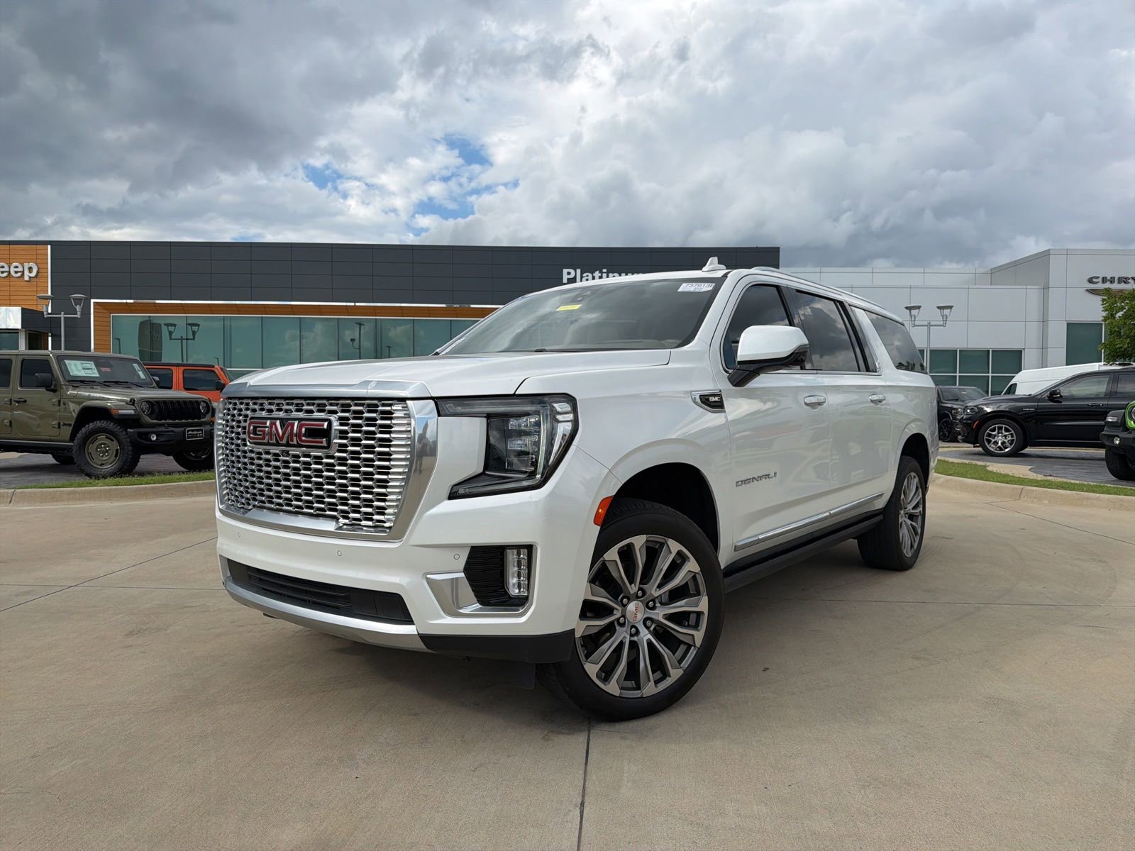 Used 2021 GMC Yukon XL Denali w/ Denali Ultimate Package