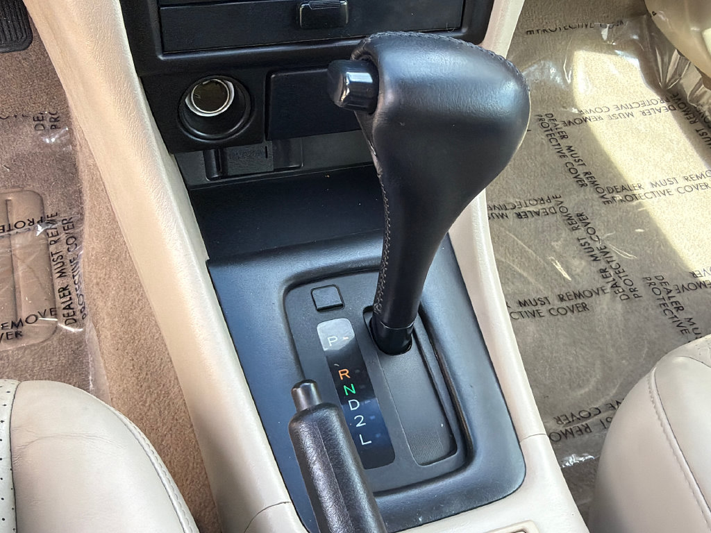 Used 1999 Toyota Solara SLE w/ Sport Pkg FWD image 20