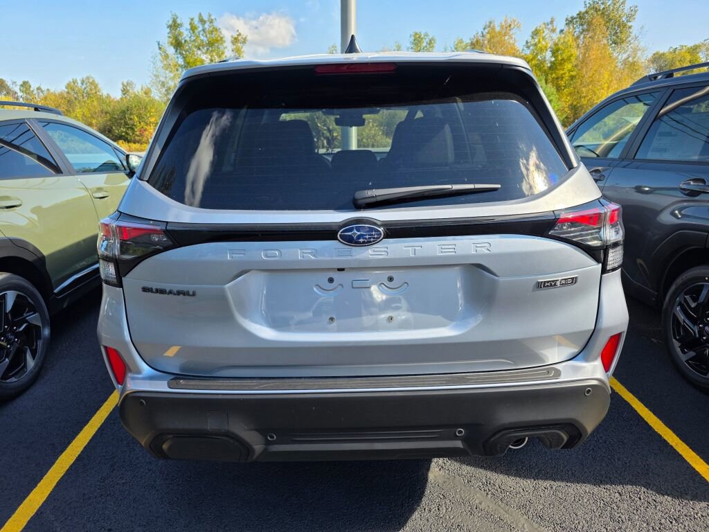 New 2025 Subaru Forester Touring image 7
