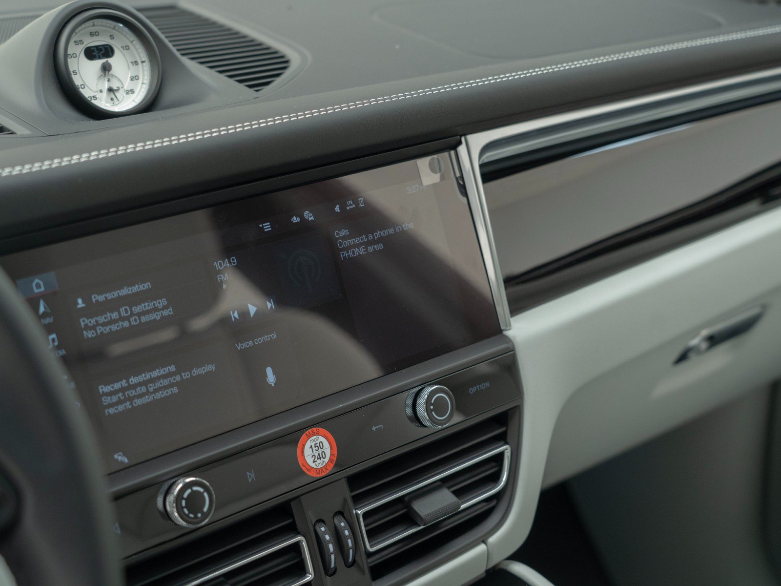 New 2026 Porsche Macan S AWD/4WD image 26