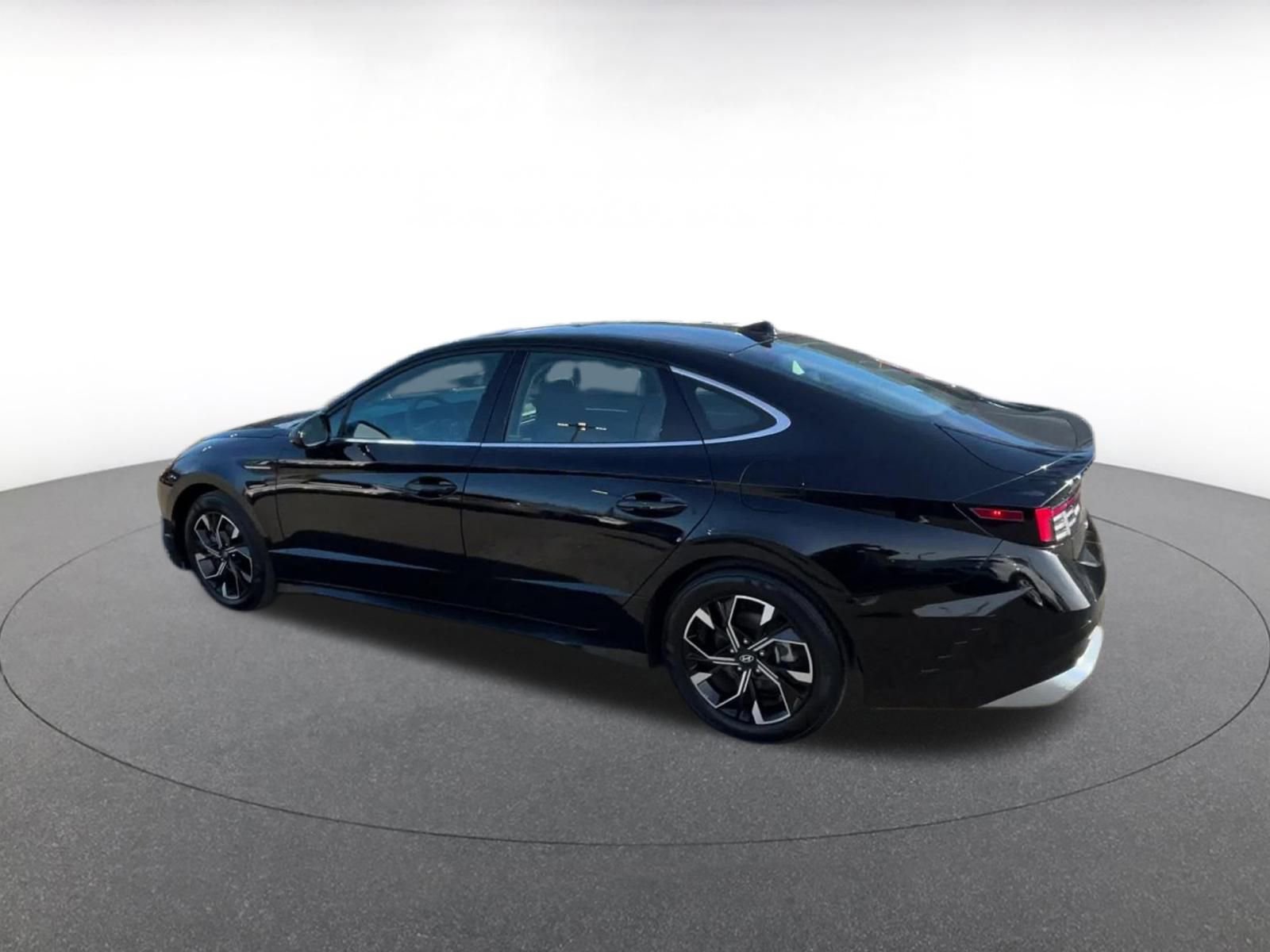 Used 2025 Hyundai Sonata SEL image 8