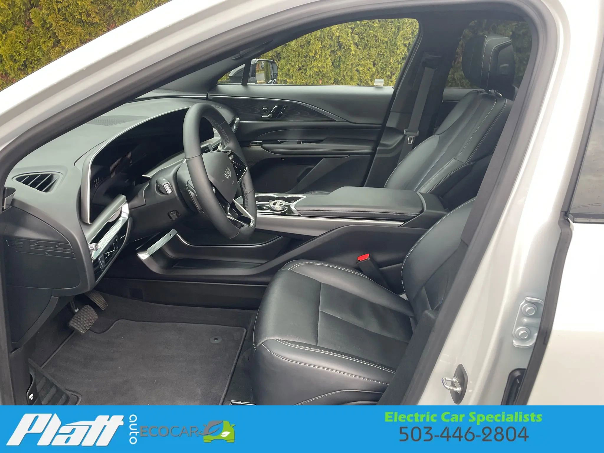 Used 2024 Cadillac Lyriq Sport image 24