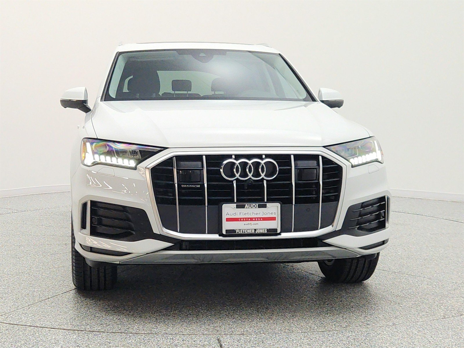Used 2023 Audi Q7 2.0T Premium Plus w/ Premium Plus Package AWD/4WD image 2