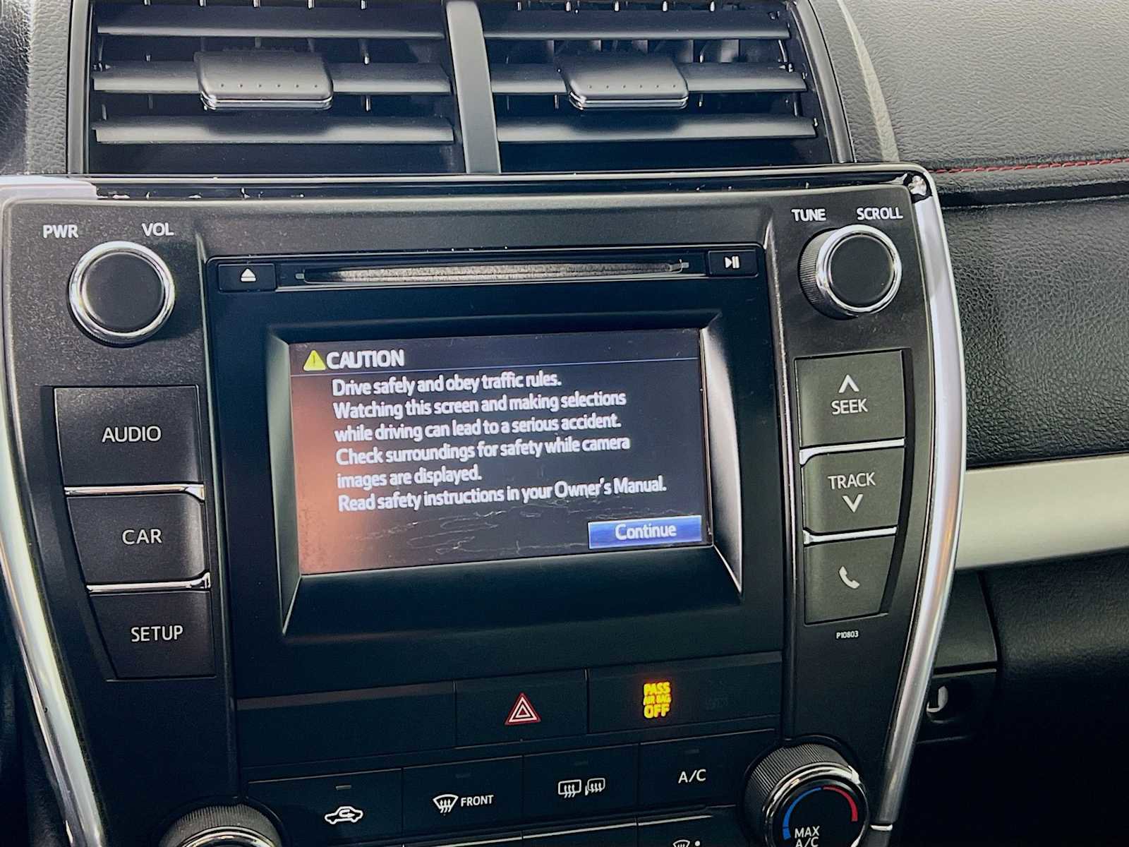 Used 2015 Toyota Camry SE image 14