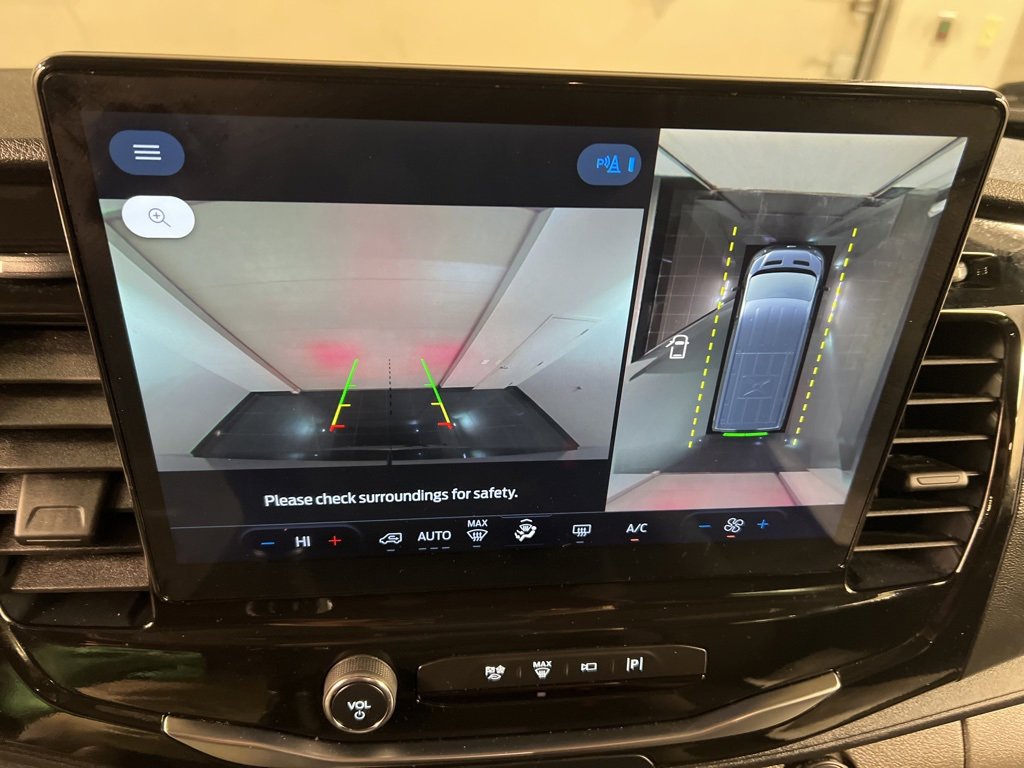 Used 2024 Ford Transit 350 XLT image 11