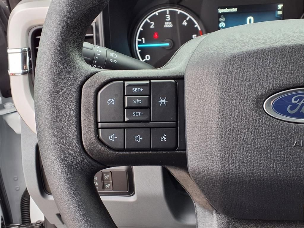 New 2026 Ford F550 2WD Regular Cab Super Duty image 11