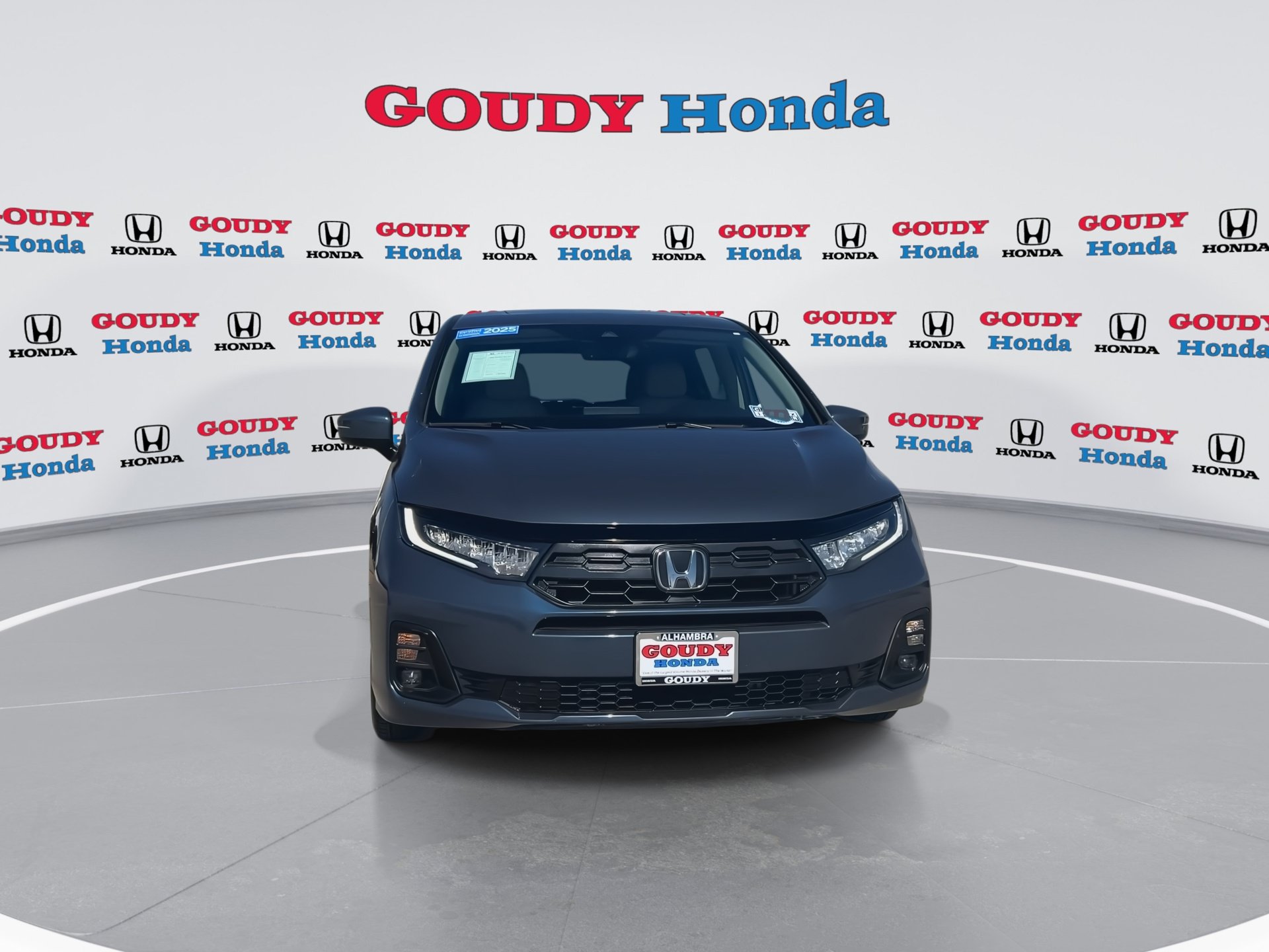 Certified 2025 Honda Odyssey EX-L image 3