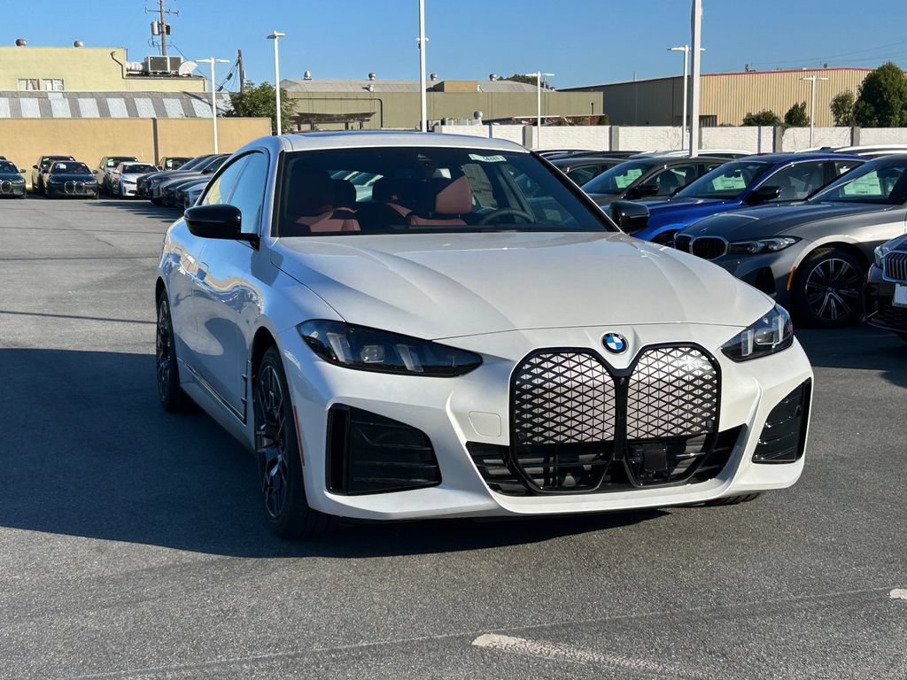 New 2026 BMW i4 eDrive40 w/ M Sport Package RWD image 7