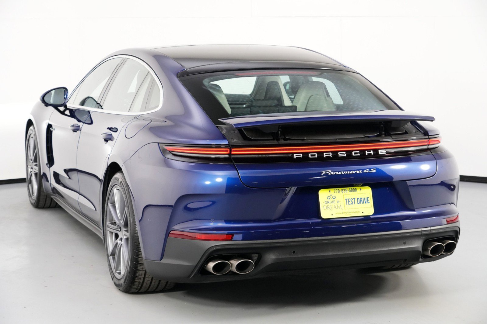 Used 2025 Porsche Panamera 4S w/ Premium Package image 52