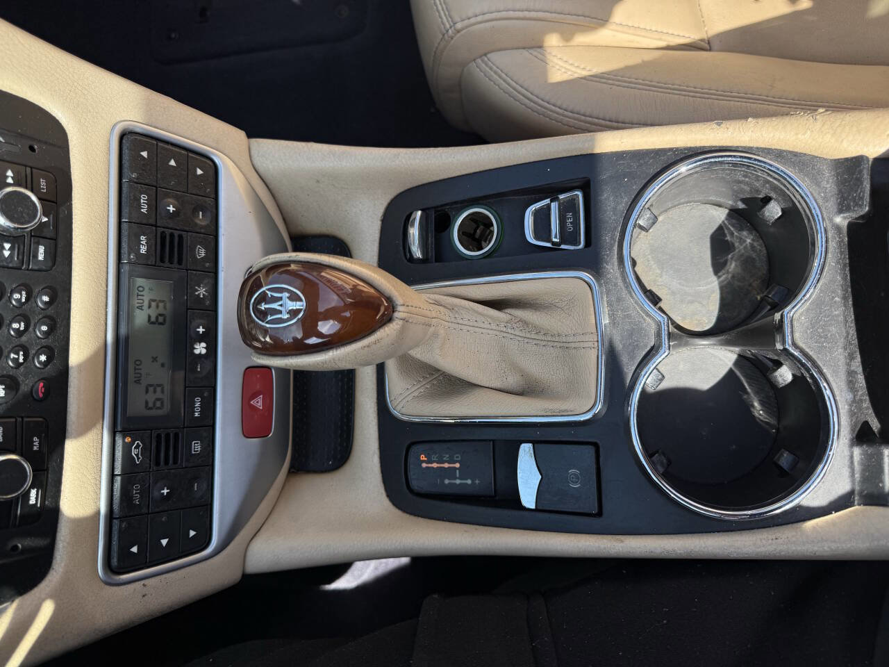 Used 2011 Maserati GranTurismo Convertible image 20