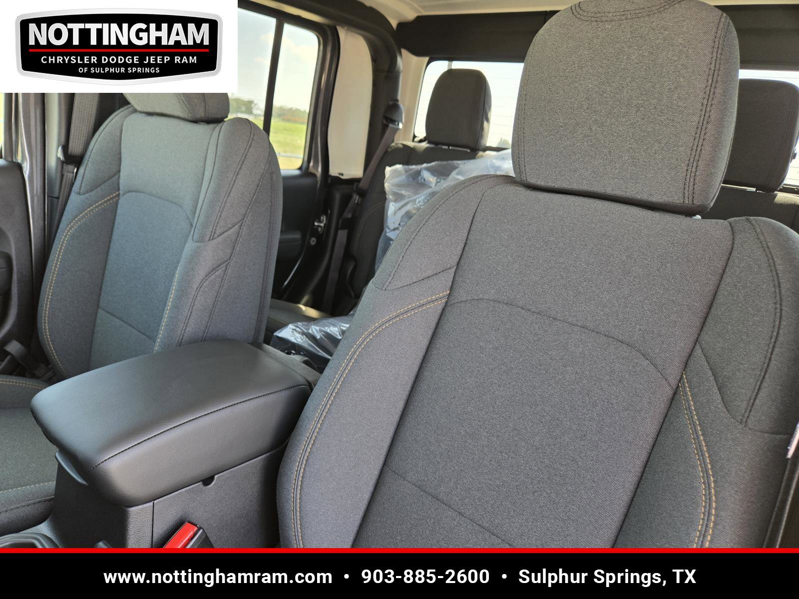 New 2025 Jeep Gladiator Willys image 19