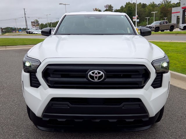 Used 2024 Toyota Tacoma SR w/ Towing Package AWD/4WD image 2