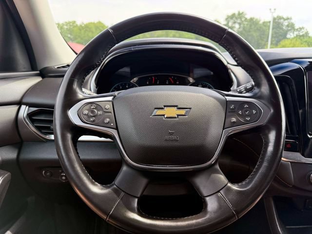 Used 2020 Chevrolet Traverse LT w/ LPO, Blackout Package AWD/4WD image 23