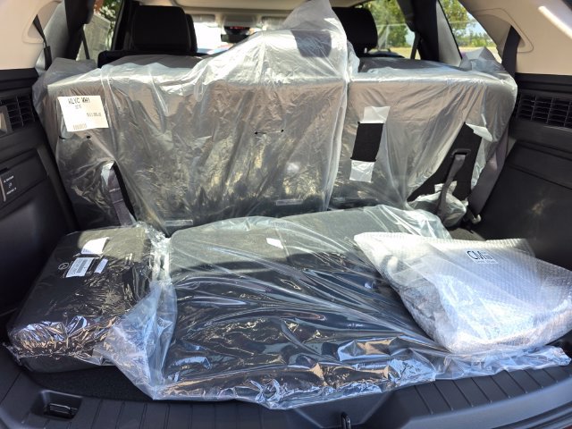 New 2026 MAZDA CX-90 Plug-In Hybrid w/Premium Sport AWD/4WD image 13