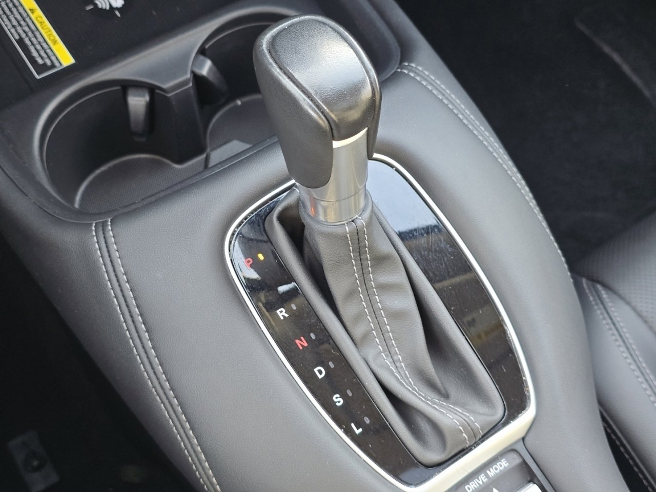 Certified 2024 Honda HR-V EX-L image 30