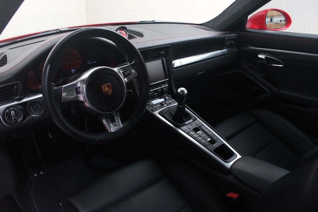 Used 2016 Porsche 911 Carrera S image 5