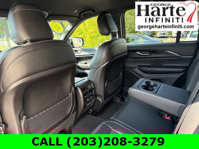 Used 2023 Jeep Grand Cherokee Altitude image 13