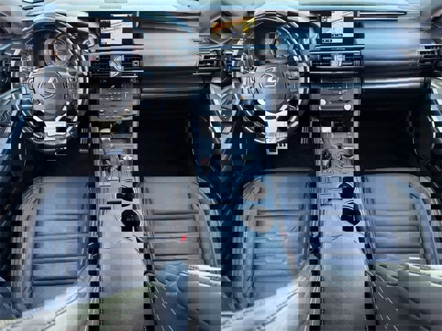 Used 2016 Lexus RC 350 image 11