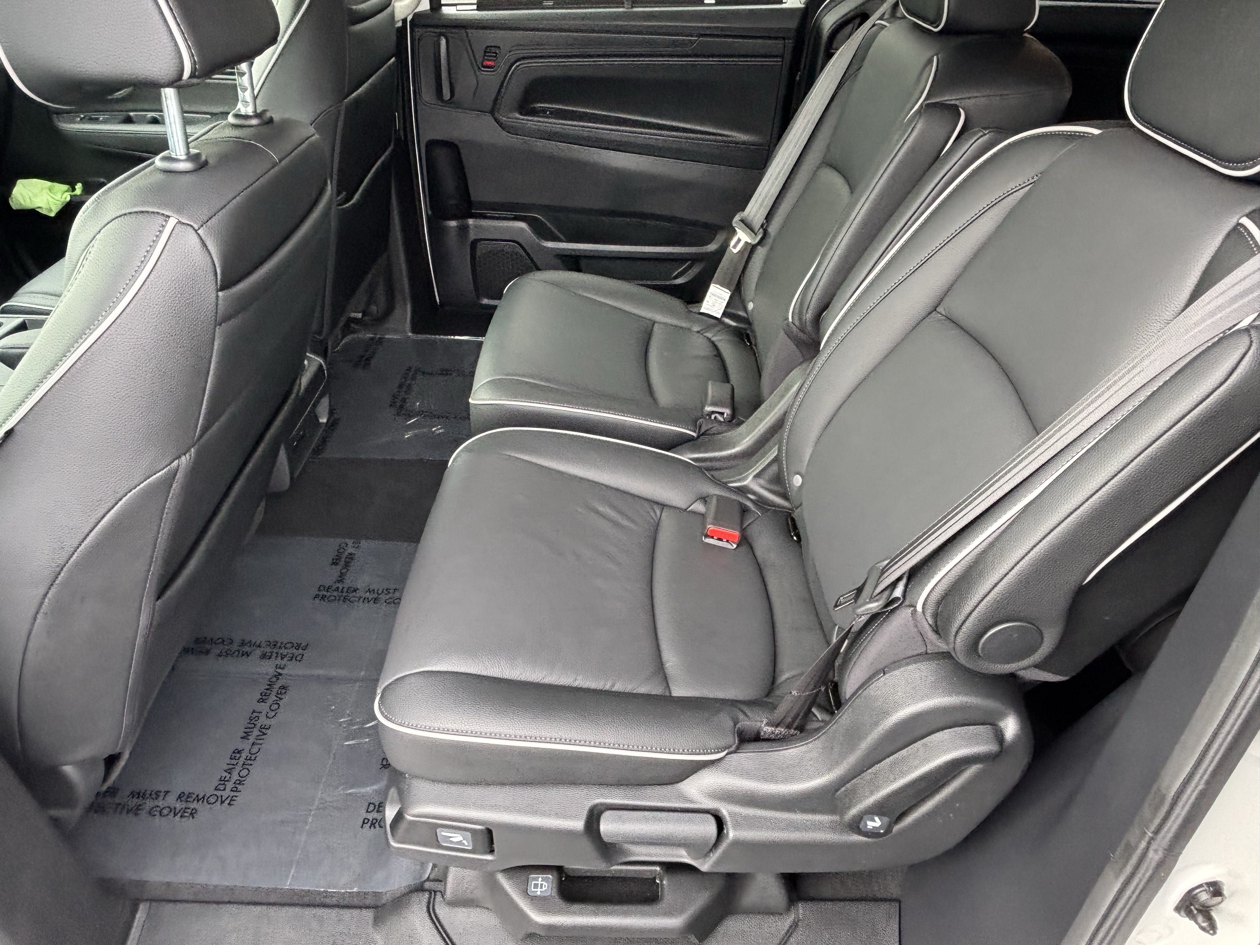 Certified 2026 Honda Odyssey Touring image 14