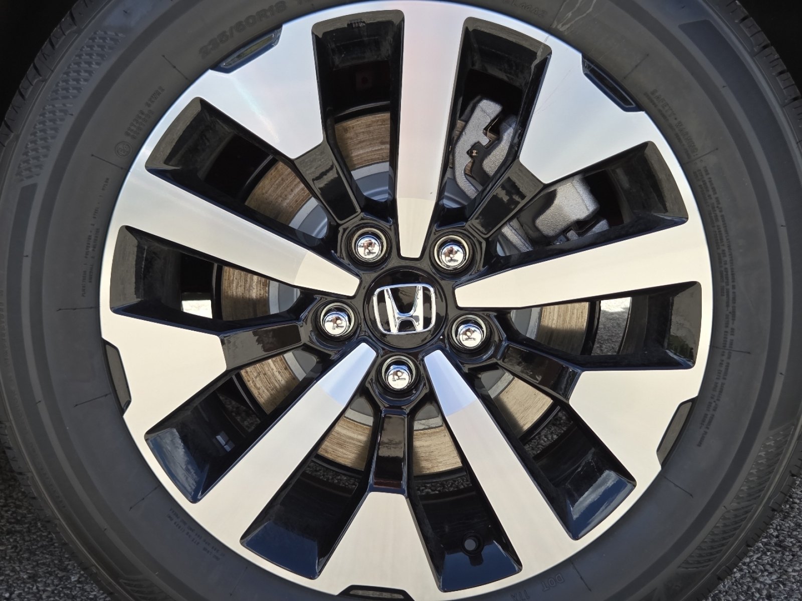 New 2026 Honda Odyssey EX-L image 13