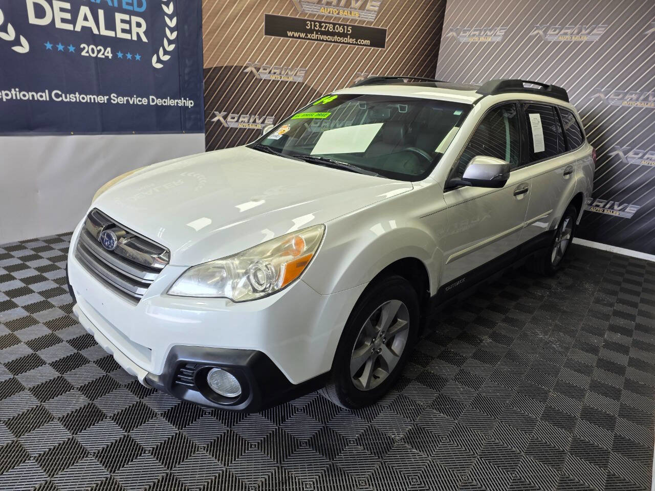 Used 2014 Subaru Outback 2.5i Limited image 1