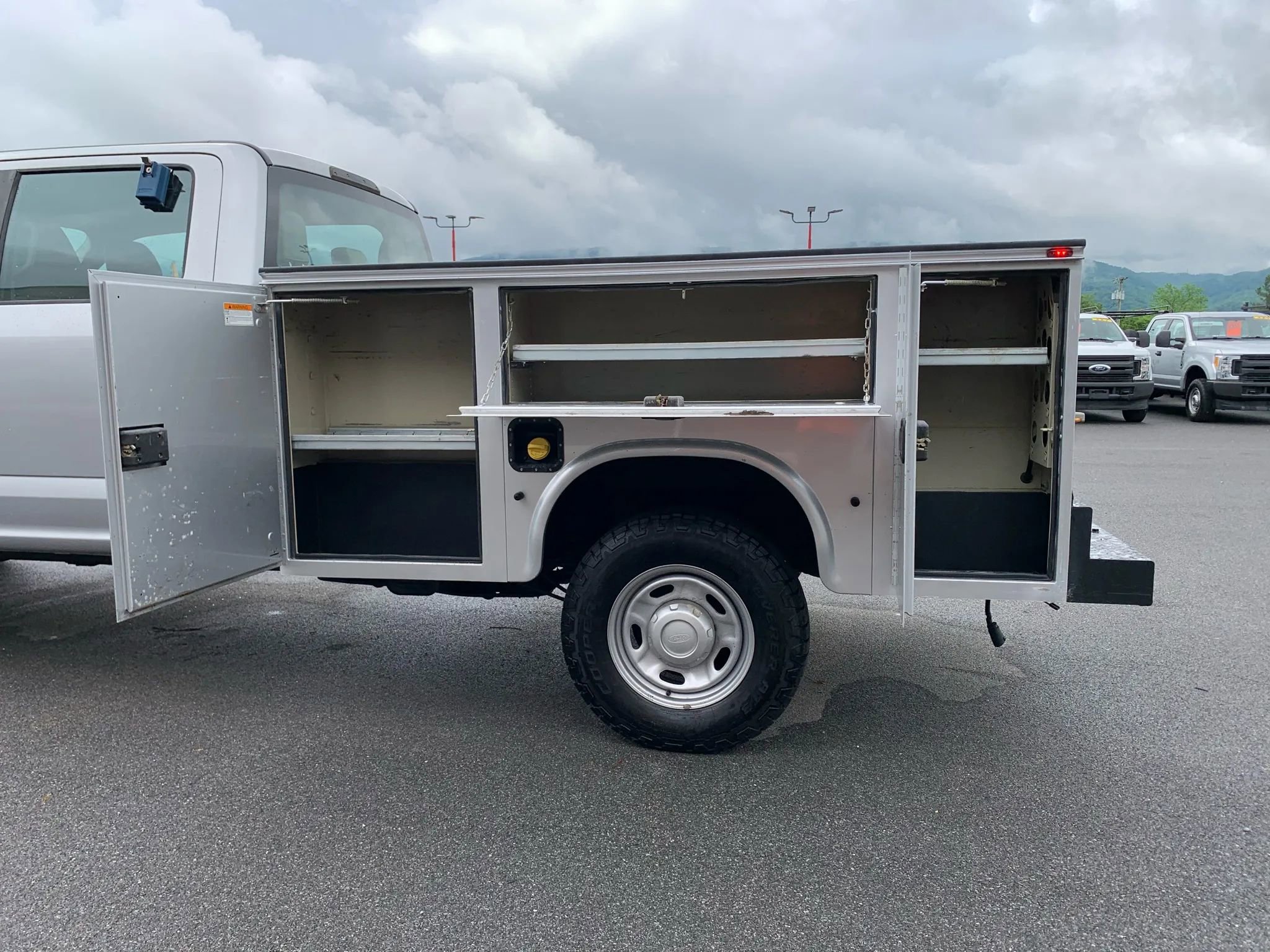 Used 2017 Ford F350 XL AWD/4WD image 28