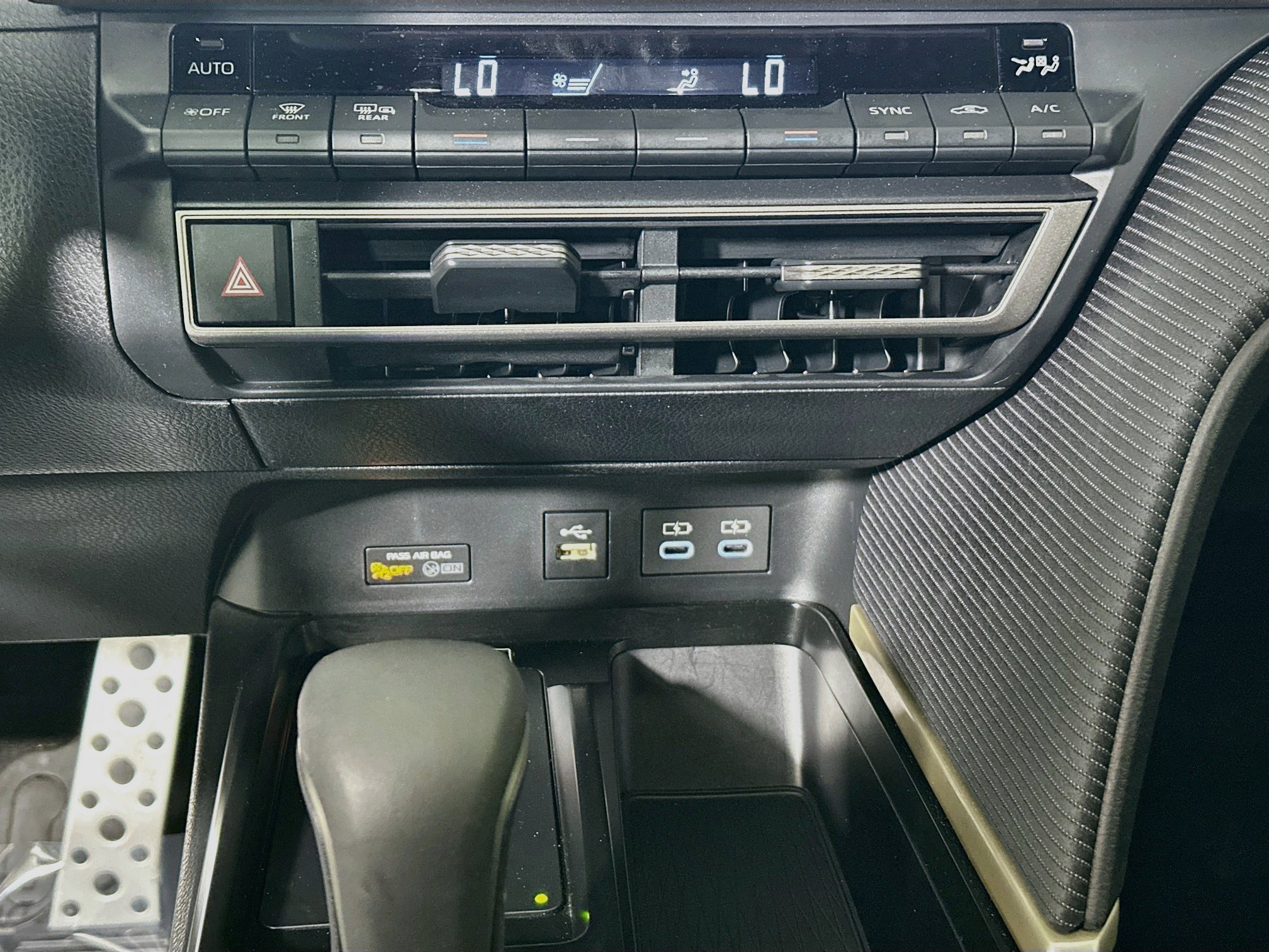 Certified 2026 Toyota Camry SE FWD image 23