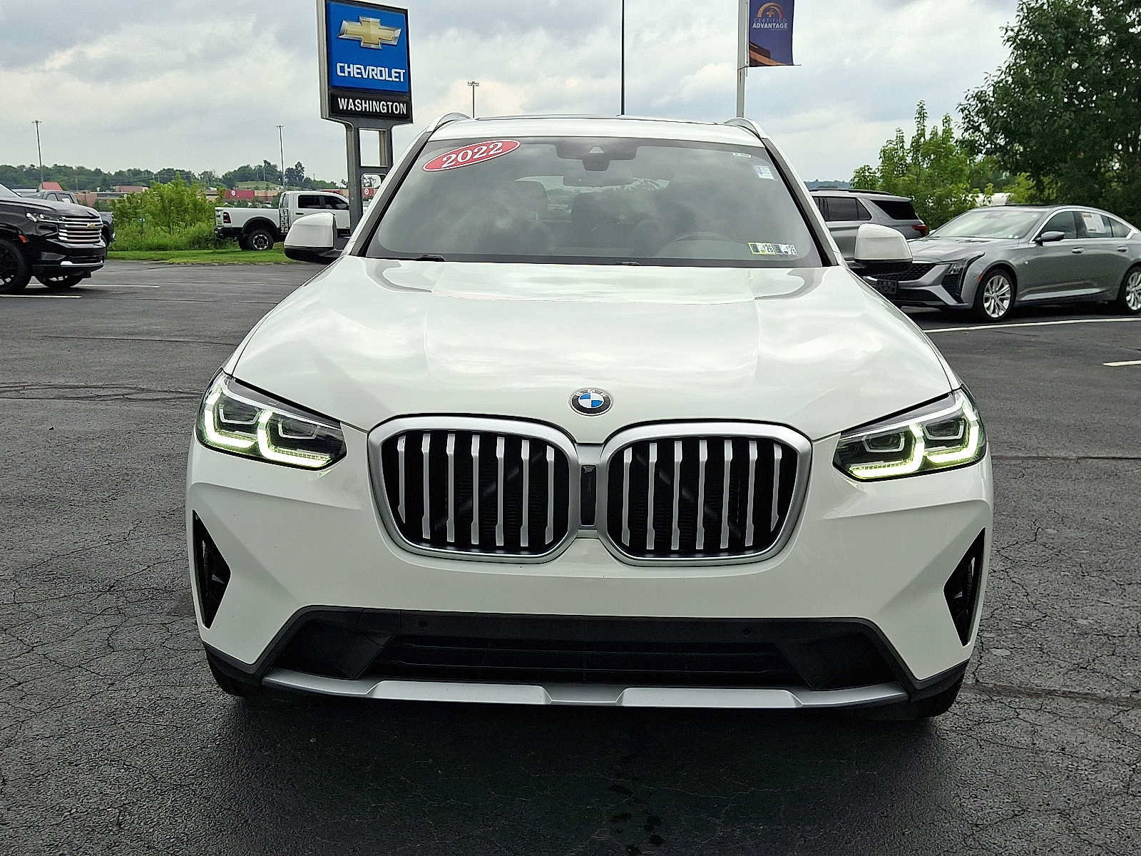 Used 2022 BMW X3 xDrive30i w/ Convenience Package AWD/4WD image 2