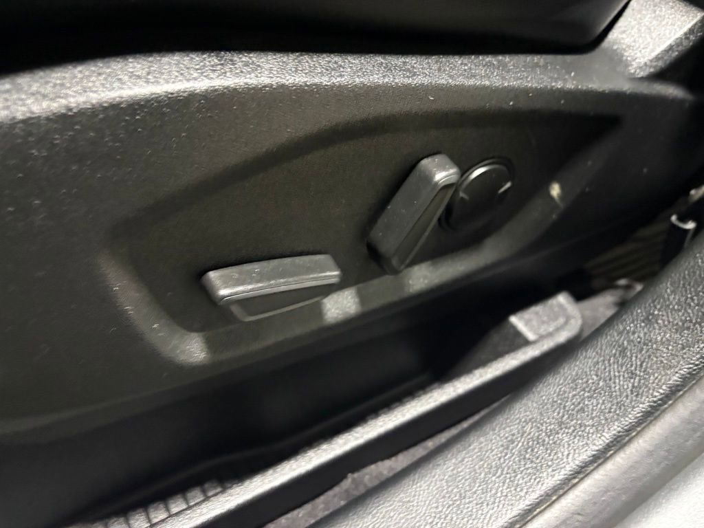 Used 2023 Ford Edge SEL w/ Convenience Package image 23