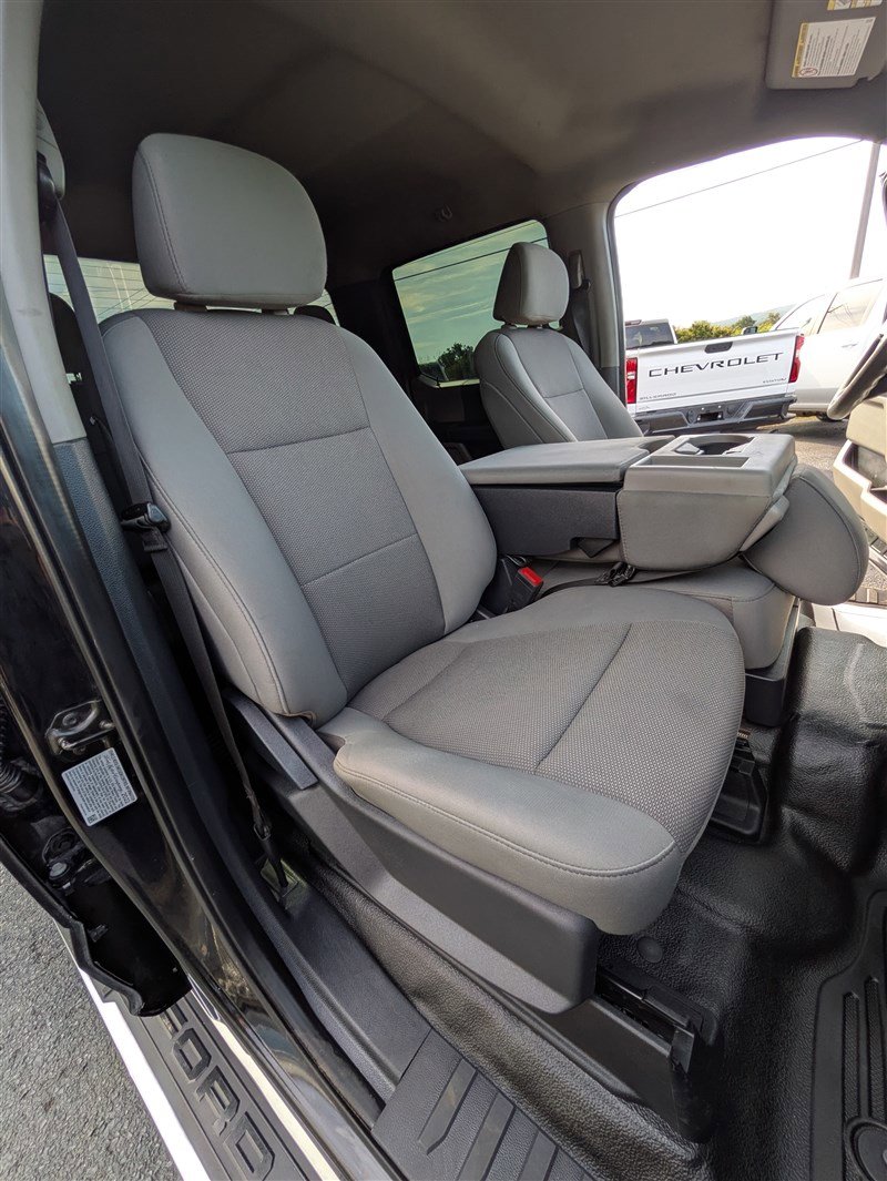 Used 2022 Ford F250 XL w/ STX Appearance Package image 22