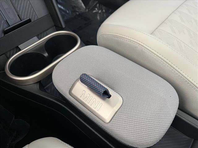 Used 2025 MINI Cooper S image 17