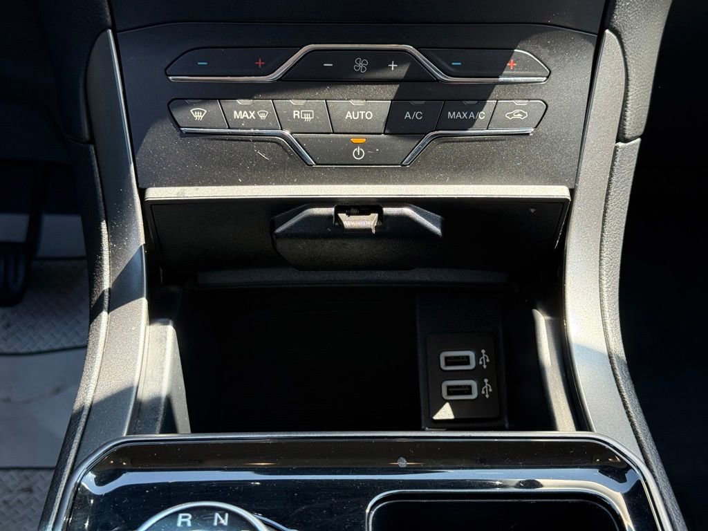 Used 2020 Ford Edge SE AWD/4WD image 42