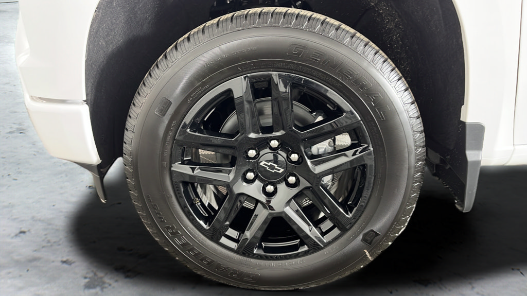 New 2026 Chevrolet Silverado 1500 Custom AWD/4WD image 35