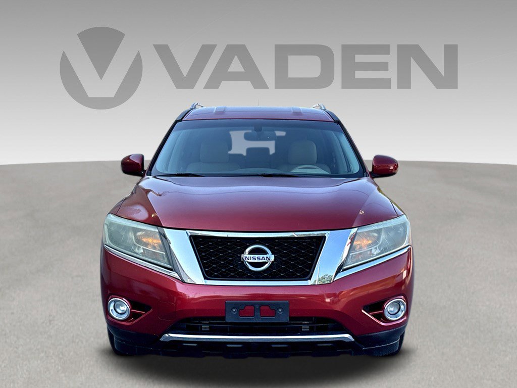 Used 2014 Nissan Pathfinder SL w/ SL Tech Package FWD image 2