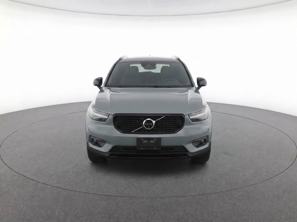 Certified 2023 Volvo XC40 B5 Plus w/ Protection Package Premier AWD/4WD image 8