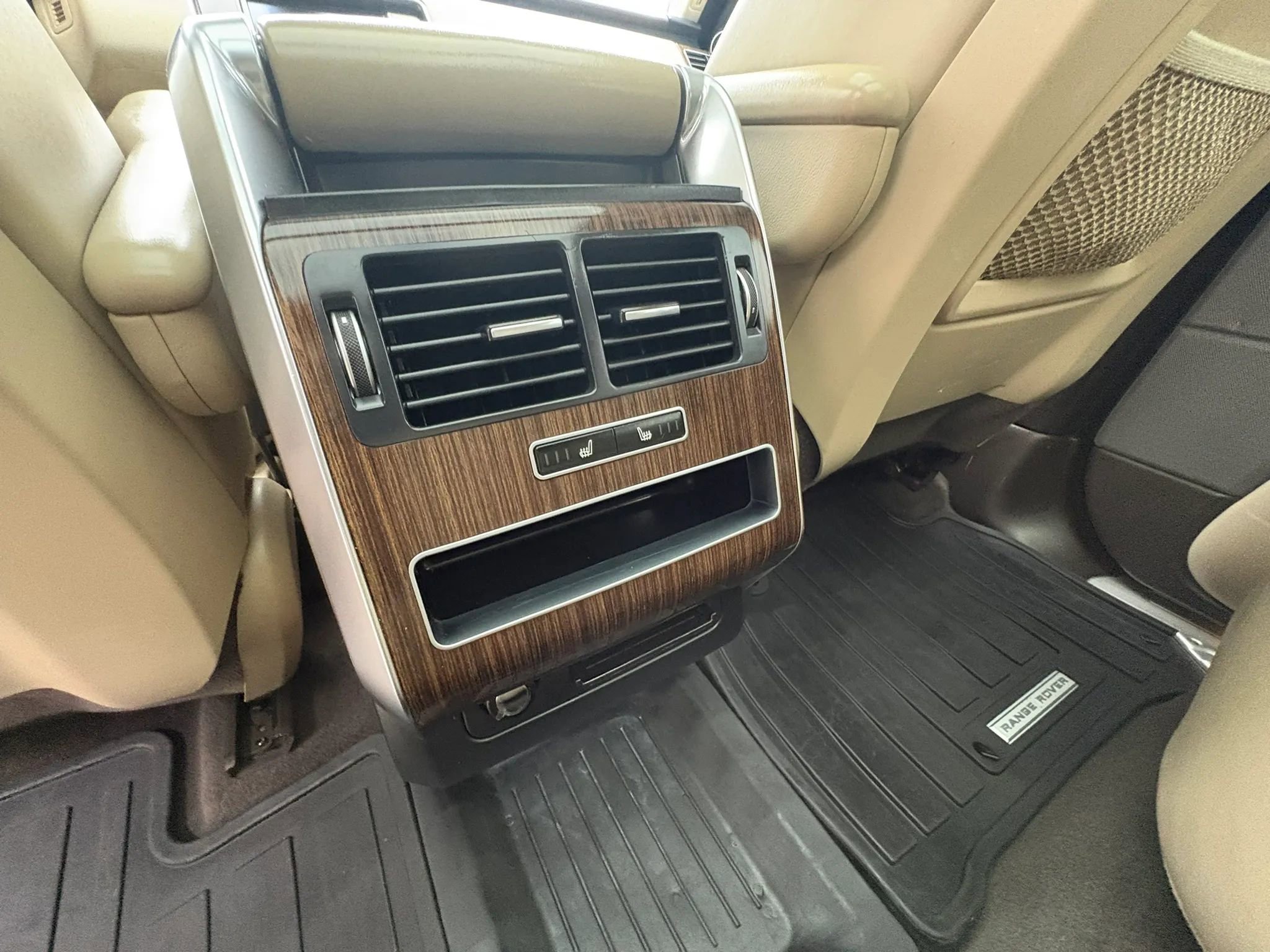 Used 2014 Land Rover Range Rover Sport Supercharged image 24