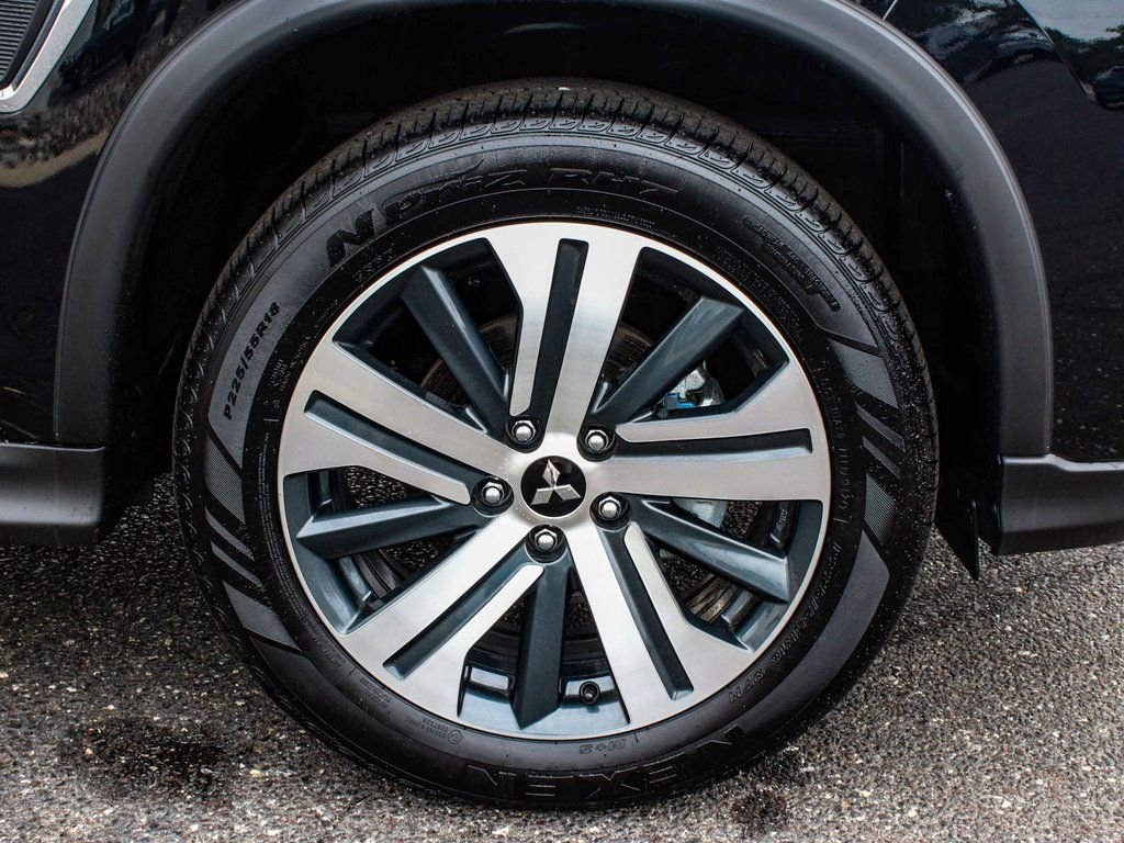 New 2024 Mitsubishi Outlander Sport SE image 7