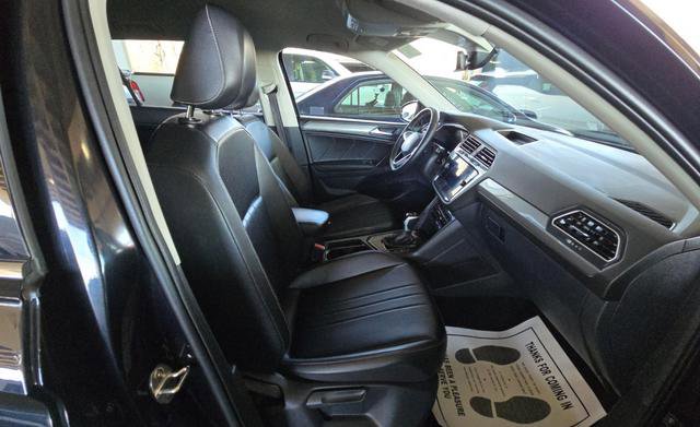Used 2024 Volkswagen Tiguan SE image 9
