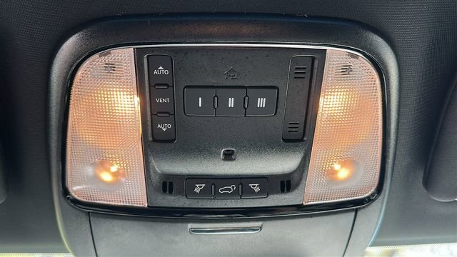 Used 2025 Dodge Durango R/T AWD/4WD image 20