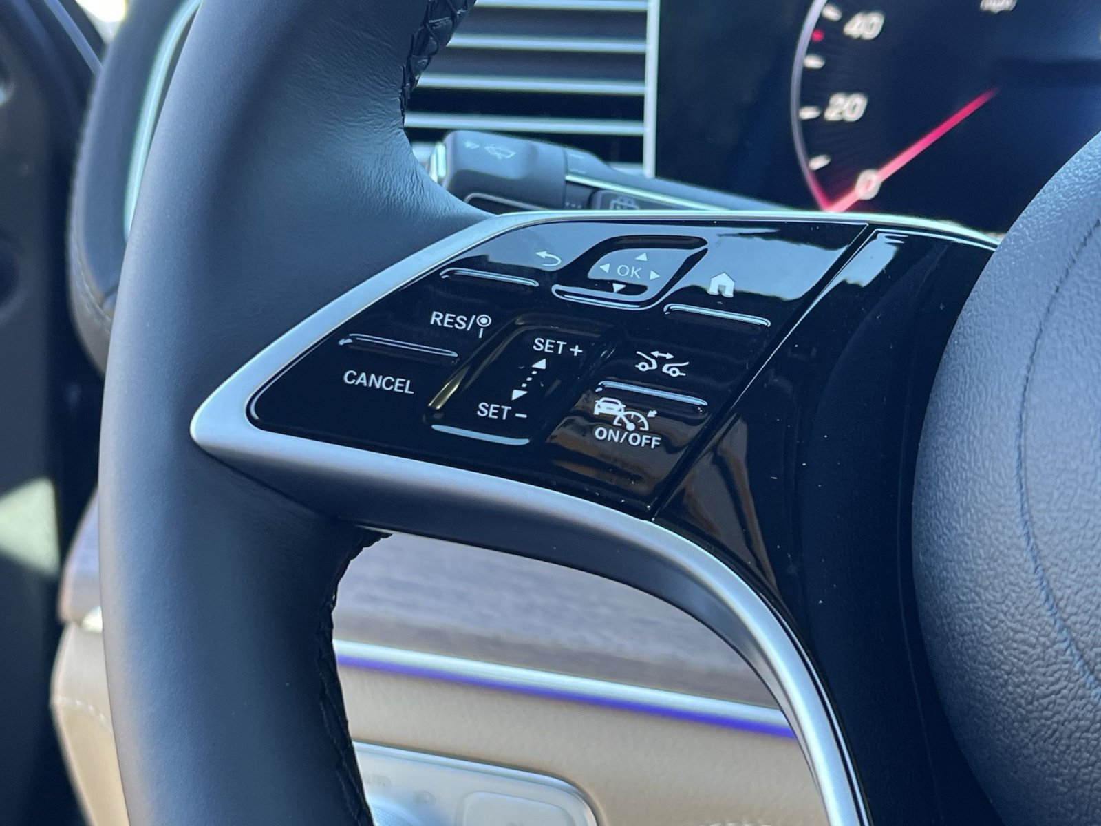 New 2026 Mercedes-Benz GLE 450 4MATIC image 37