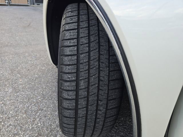 Used 2010 Buick LaCrosse CXS image 31